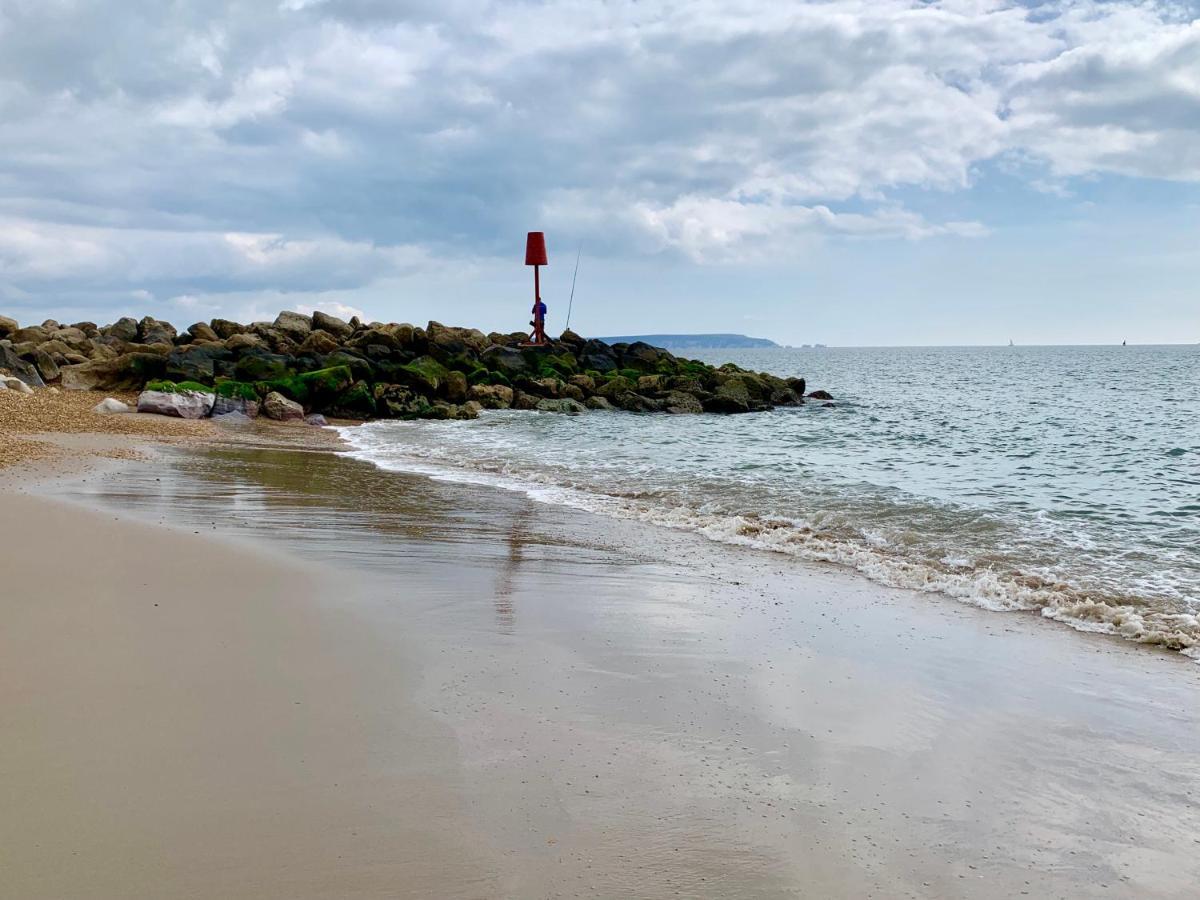 Shorefield Country Park, Where The New Forest Meets The Sea, Passes For All Entertainment Included Milford on Sea Exterior photo